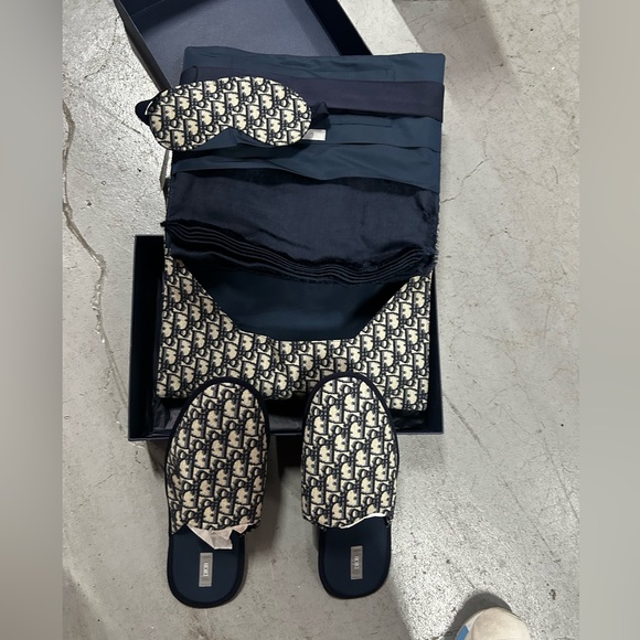 Dior Other - Christin Dior home wear kit. brand new very rare also comes with small tote bag